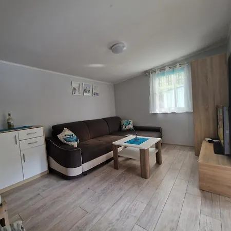 Lesny Zakatek - Morze 度假居 乌斯特卡